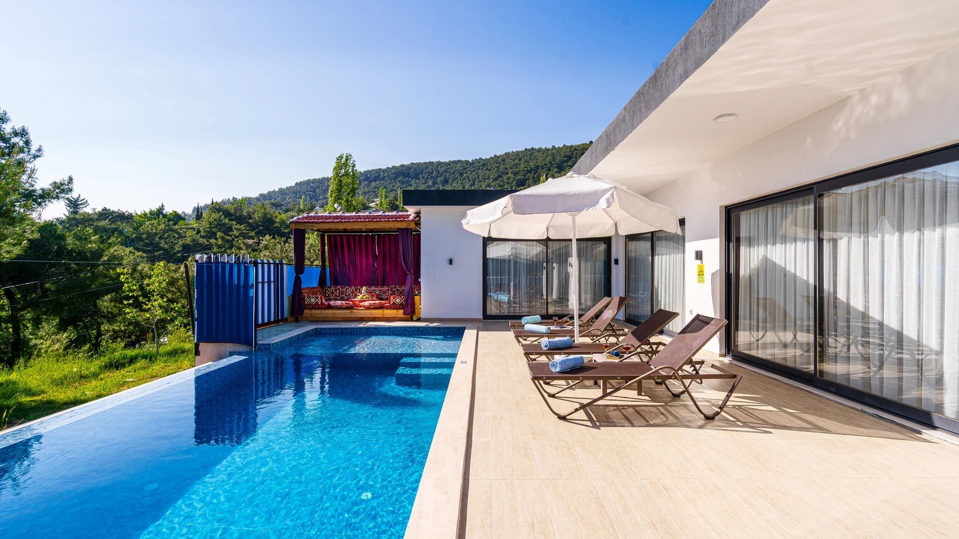 Villa Gökkuşağı, İslamlar — 3. fotoğraf