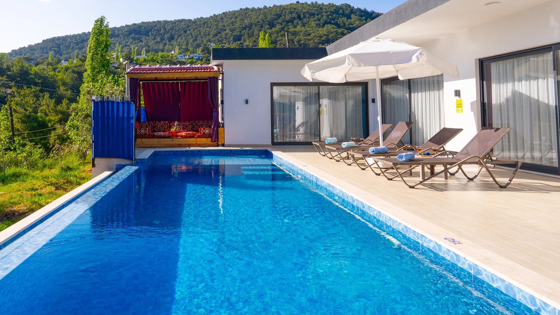 Villa Gökkuşağı, İslamlar — 5. fotoğraf