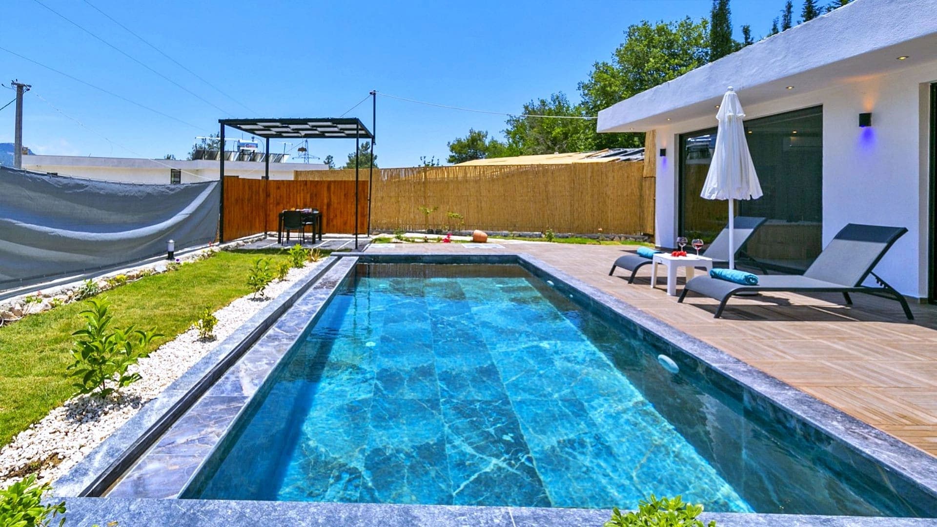 Villa Istanoz, İslamlar — 4. fotoğraf