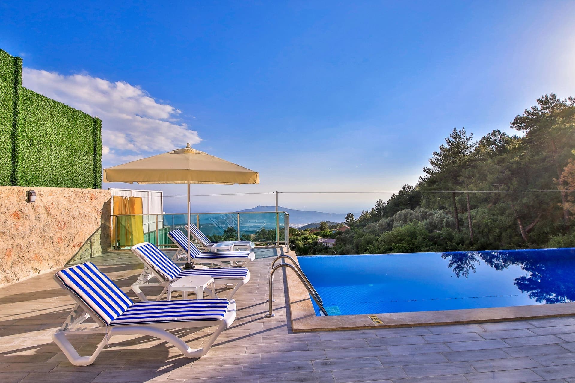Villa Kalis 1, İslamlar — 4. fotoğraf