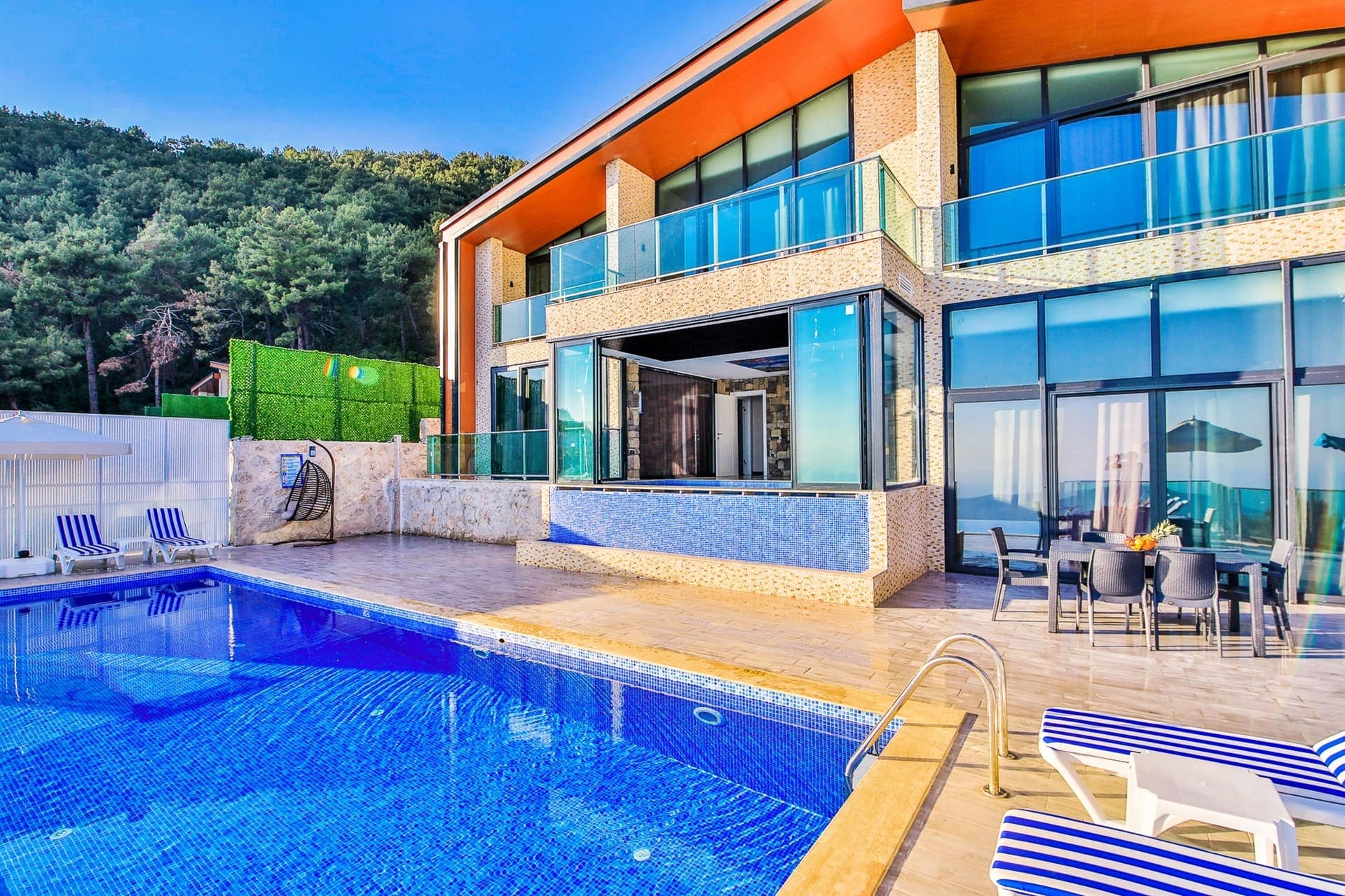 Villa Kalis 4, İslamlar — 3. fotoğraf
