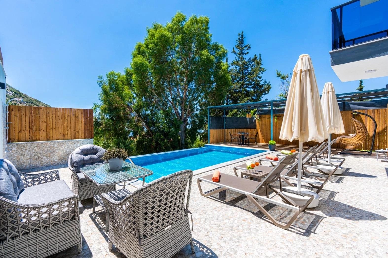 Villa Lilium, İslamlar — 2. fotoğraf