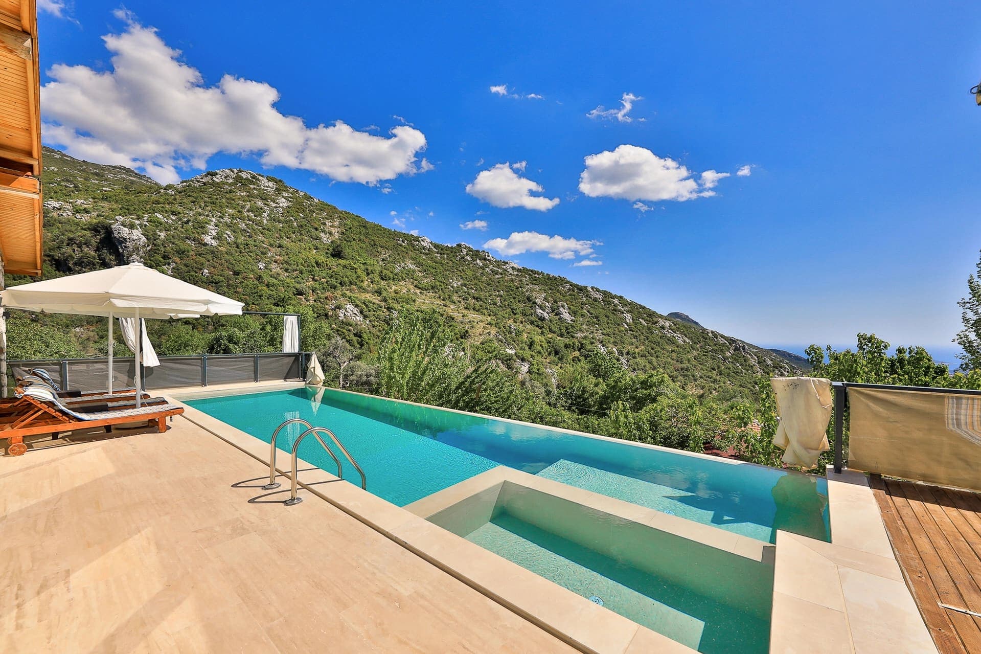 Villa Manna, İslamlar — 2. fotoğraf