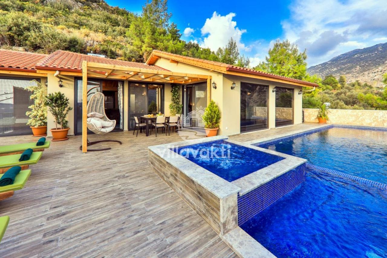 Villa Myra, İslamlar — 2. fotoğraf