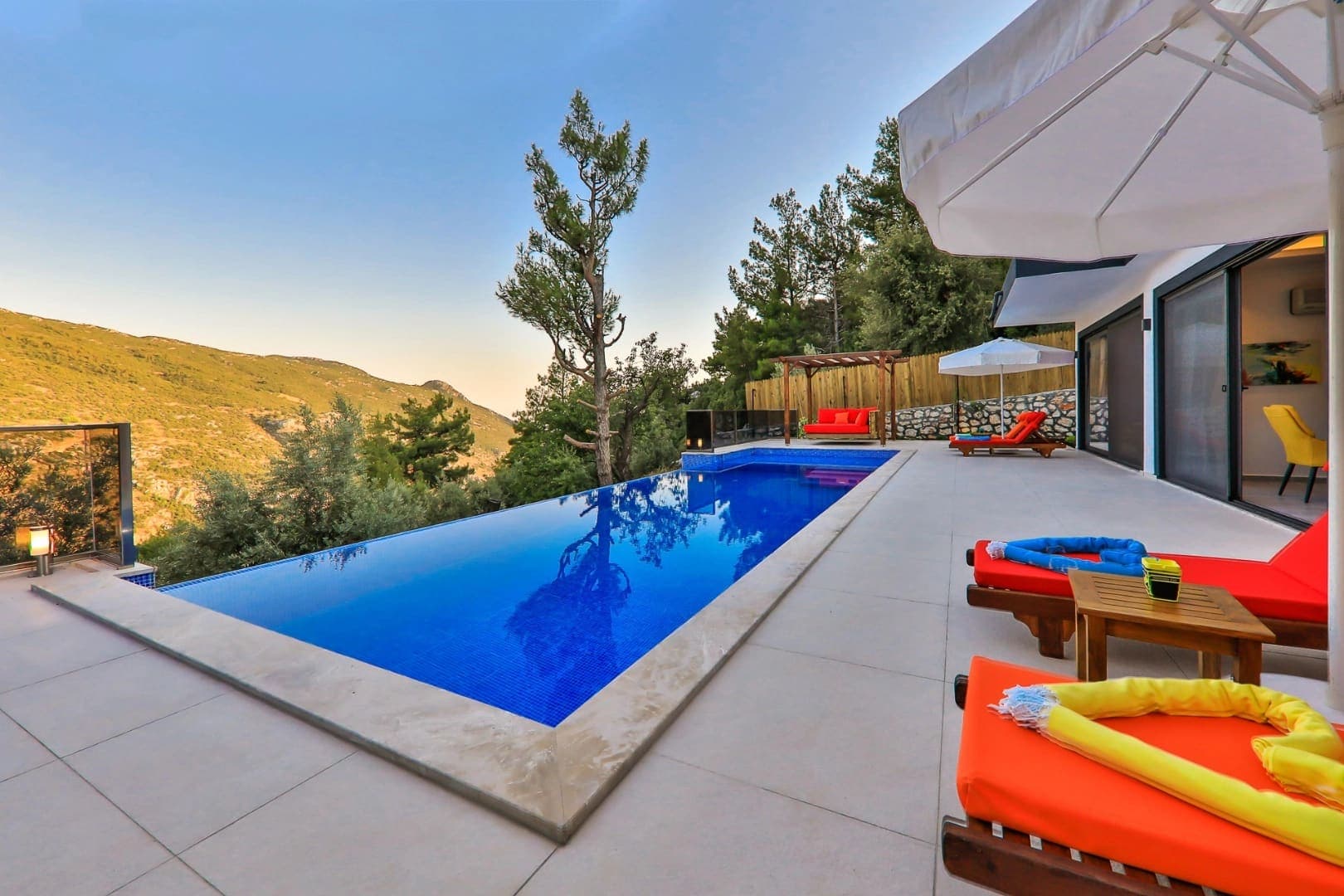 Villa Pelit, İslamlar — 2. fotoğraf