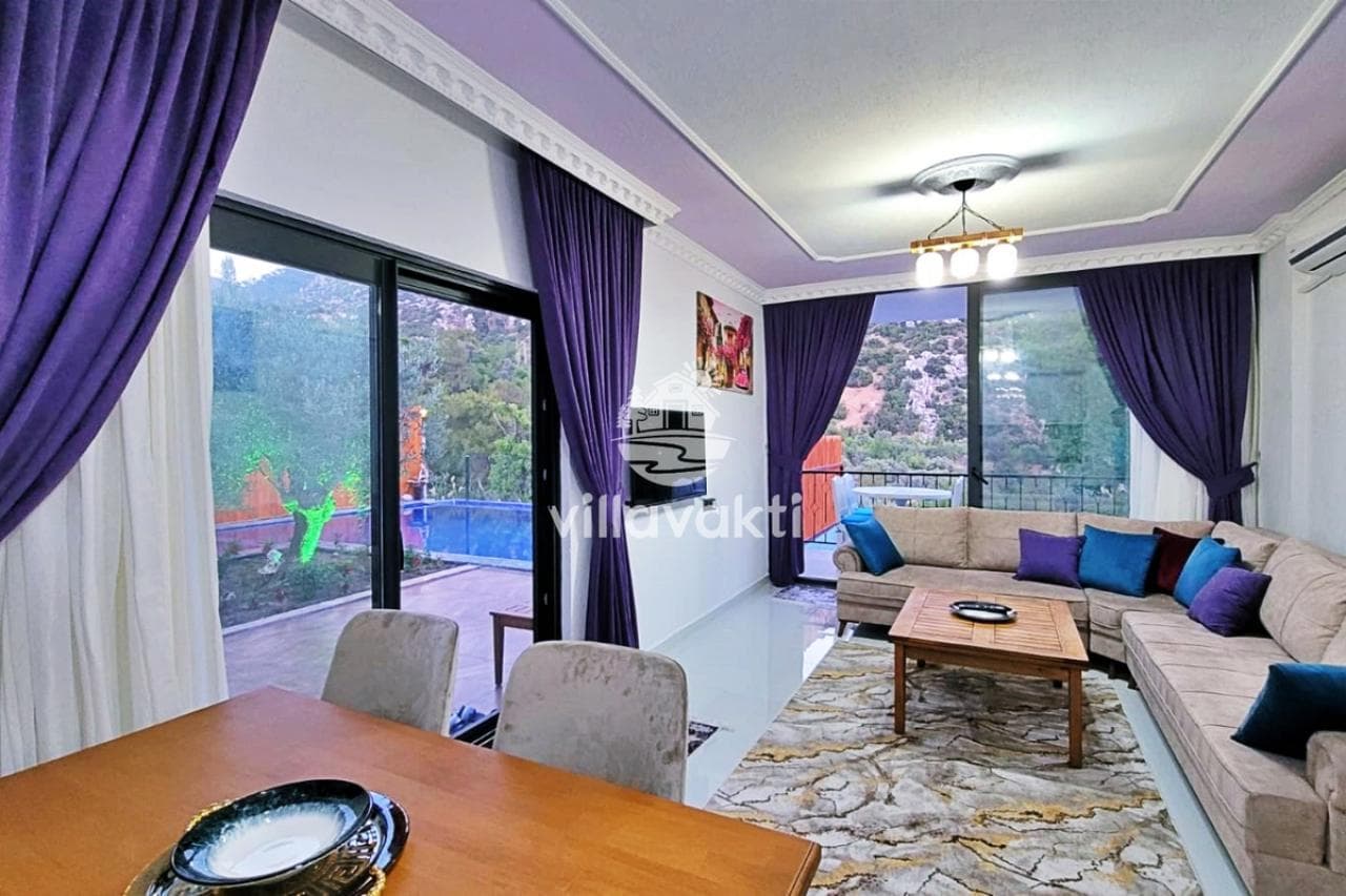 Villa Rayna, İslamlar — 4. fotoğraf