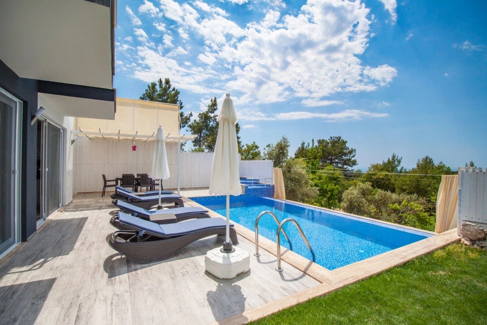 Villa Salkım Ü, Üzümlü — 2. fotoğraf