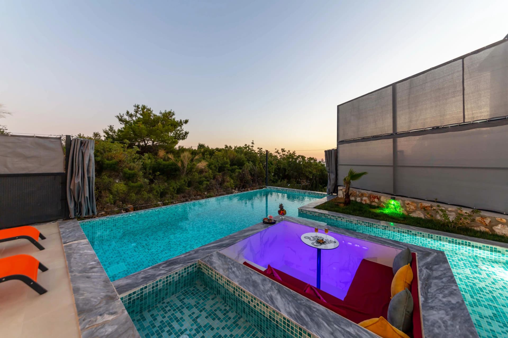 Villa Sister, İslamlar — 5. fotoğraf
