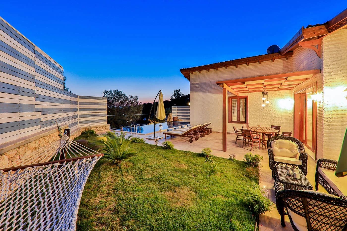 Villa Sunset 1, İslamlar — 5. fotoğraf