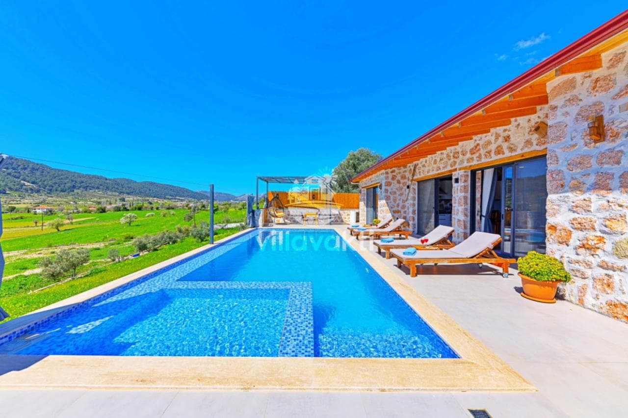 Villa Berceste - Kiralık Villa, Muhafazakar Villa, Jakuzili Villa, Balayı Villası, Tatil Villası, Kalkan — 2. fotoğraf