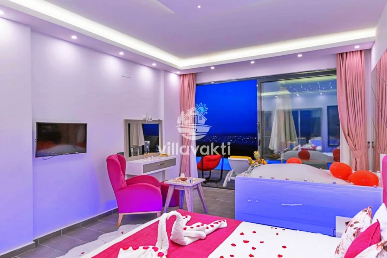 Villa Kübra Üzümlü - Deniz Manzaralı Villa, Muhafazakar Villa, Jakuzili Villa, Balayı Villası, Kalkan — 2. fotoğraf