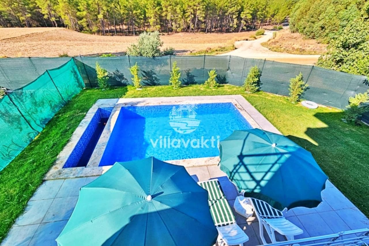 Villa Okaliptus 48 ile huzurlu ve konforlu bir tatil sizi bekliyor! Özel havuzlu, lüks donanımlı villamızda keyifli bir konaklama için hemen rezervasyon yapın., Seydikemer — 4. fotoğraf